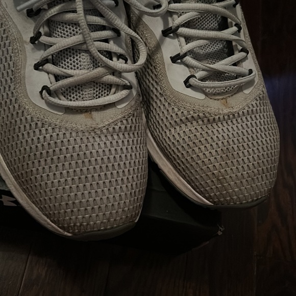 Under armour charge training shoes - Picture 3 of 8